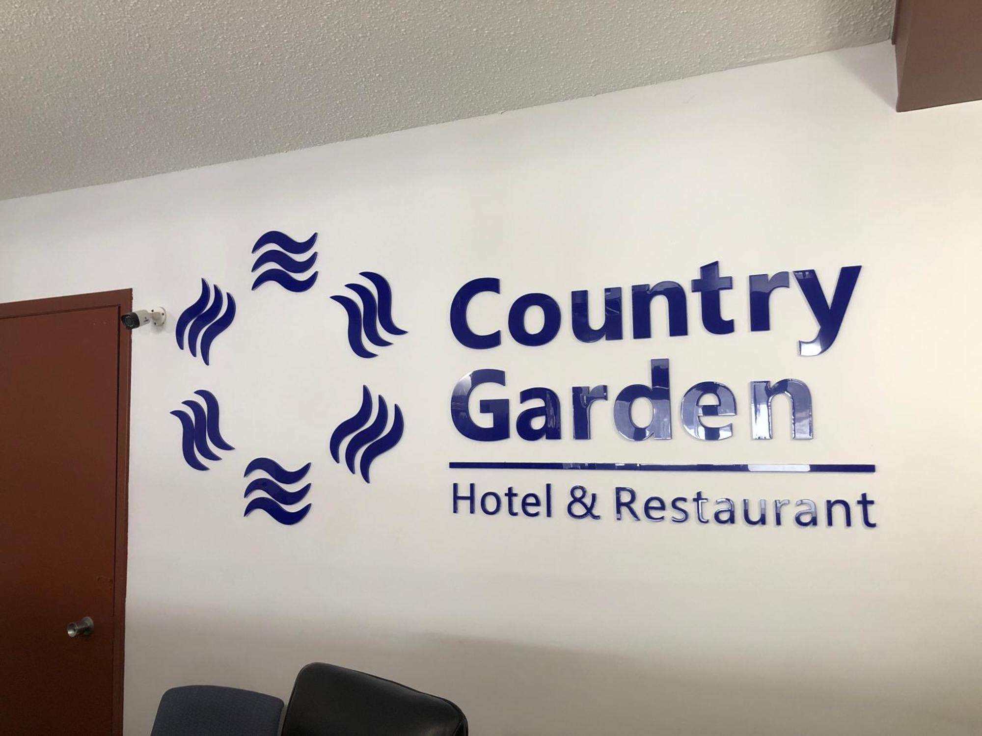 Country Garden Inn & Restaurant Smoky Lake Экстерьер фото